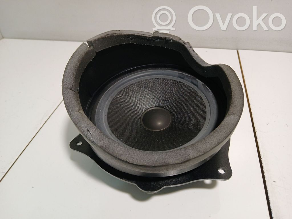 Subwoofer   61928910,4913430811,8379567