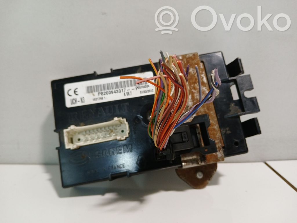 Opel Vivaro Comfort/convenience module 