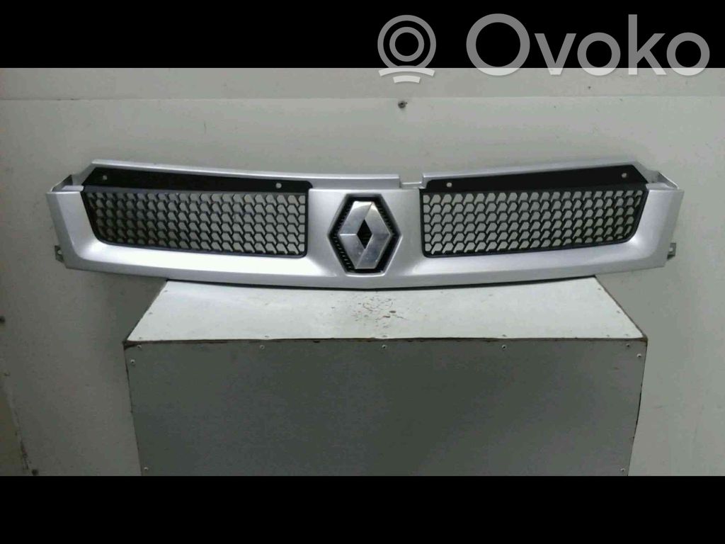 Renault Master II Augšējais režģis 