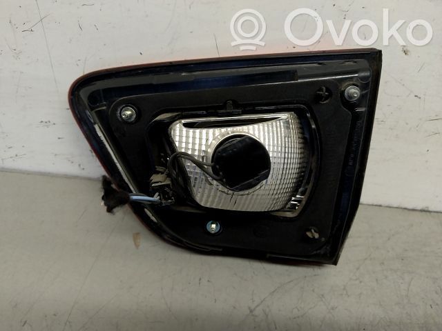 Renault Kadjar Tailgate rear/tail lights 