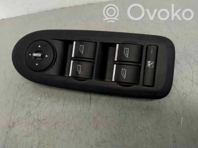 Ford Kuga I Elektrinių langų jungtukas 
