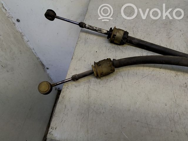 Peugeot 207 Gear shift cable linkage 
