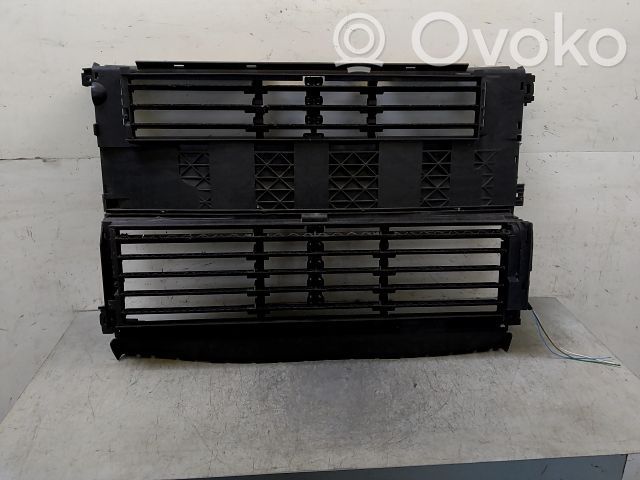 Peugeot 5008 Maskownica / Grill / Atrapa górna chłodnicy 