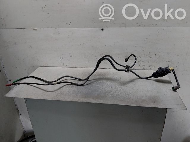 Renault Trafic II (X83) Mechanical fuel pump 