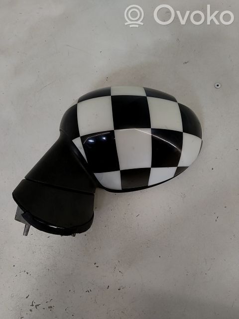 Front door electric wing mirror   20240301,8459915,VDMS7