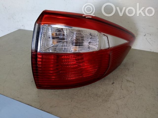 Ford S-MAX Rear/tail lights 