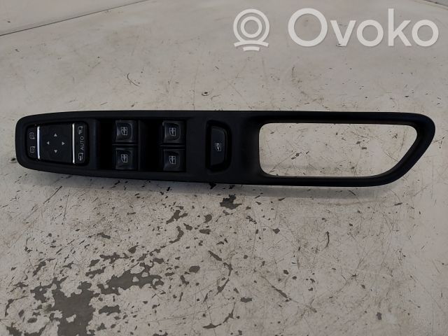 Electric window control switch   254112588R,18164216,20252552,VDMS7
