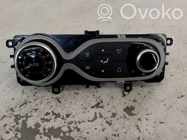 Renault Clio IV Climate control unit 