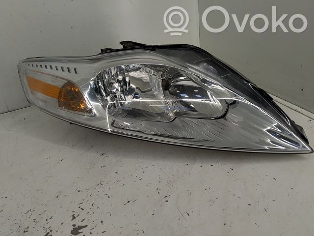Ford Mondeo MK I Faro/fanale 