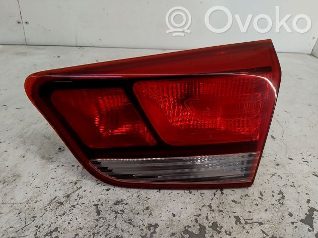 KIA Rio Tailgate rear/tail lights 