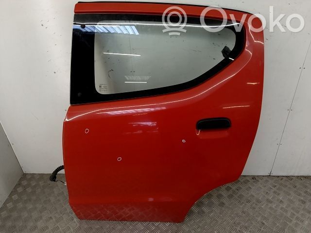 Suzuki Alto Puerta trasera 