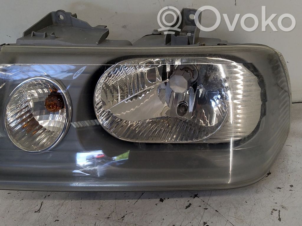 Peugeot Expert Headlight/headlamp 