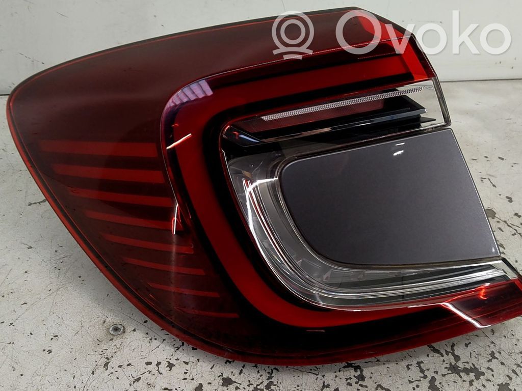 Renault Captur II Lampa tylna 