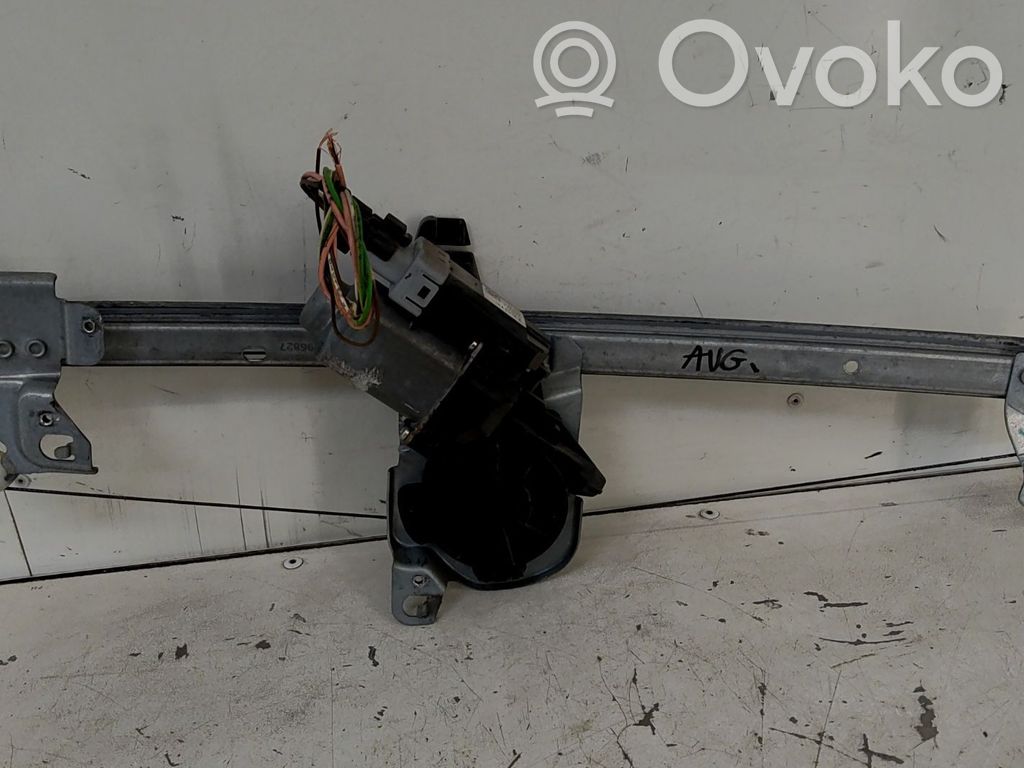 Citroen C3 Macara ușă față cu motor 