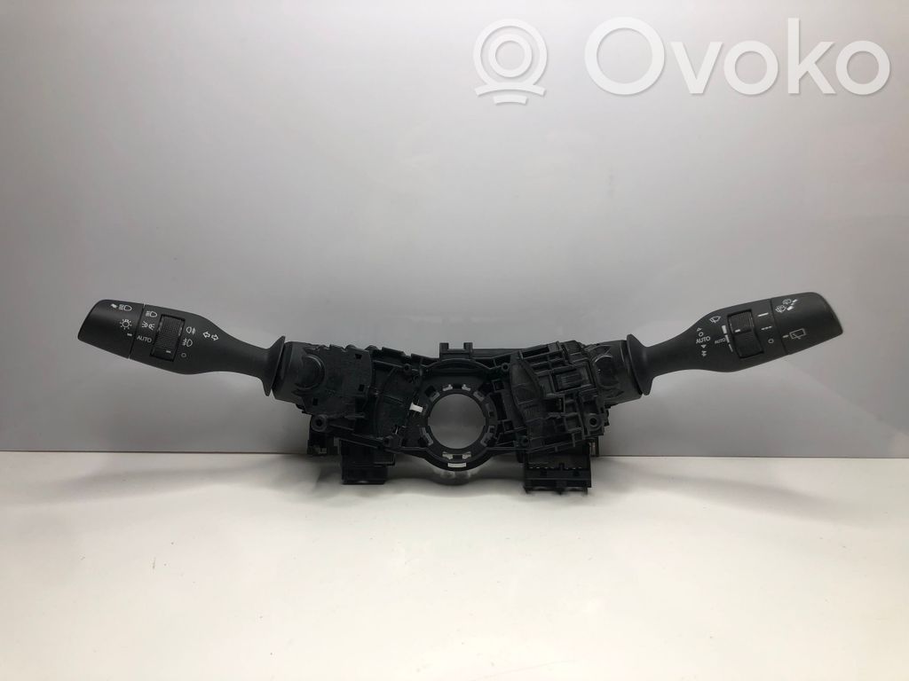 Lexus NX Interruptor/palanca de limpiador de luz de giro 