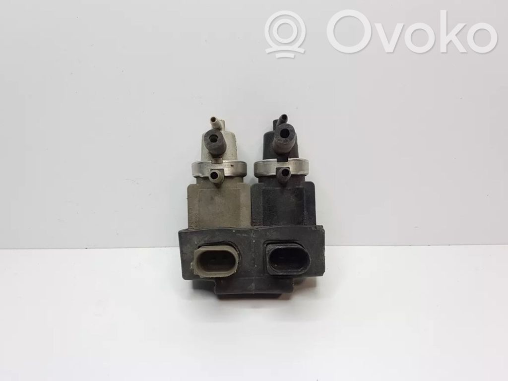 Audi A6 S6 C5 4B Electroválvula del turbo 