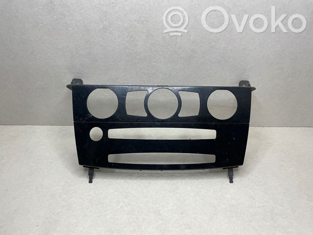 BMW 5 E60 E61 Climate control unit 