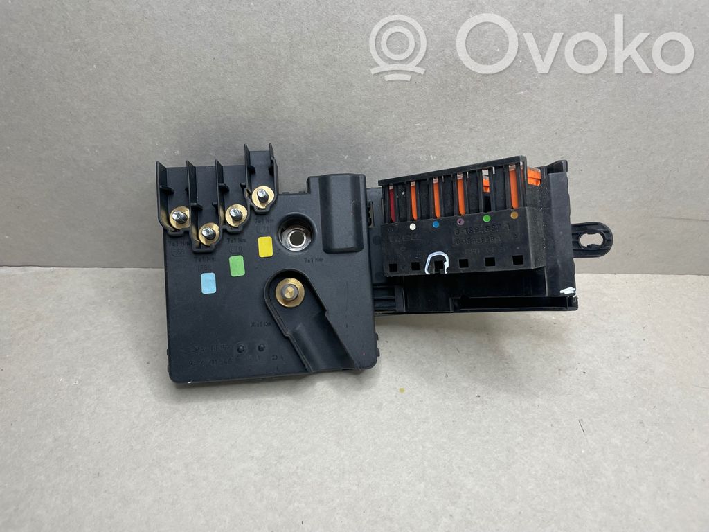 Cableado positivo   A2115460841