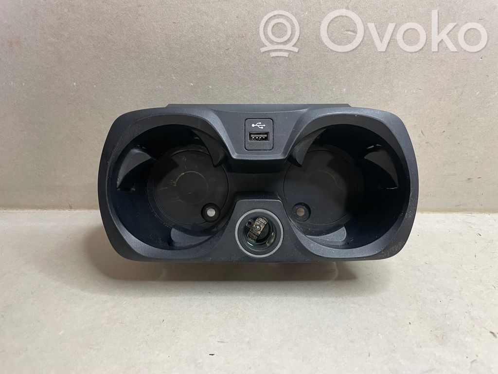 BMW 3 G20 G21 Cup holder 