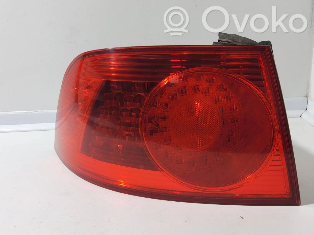 Volkswagen Phaeton Rear/tail lights 