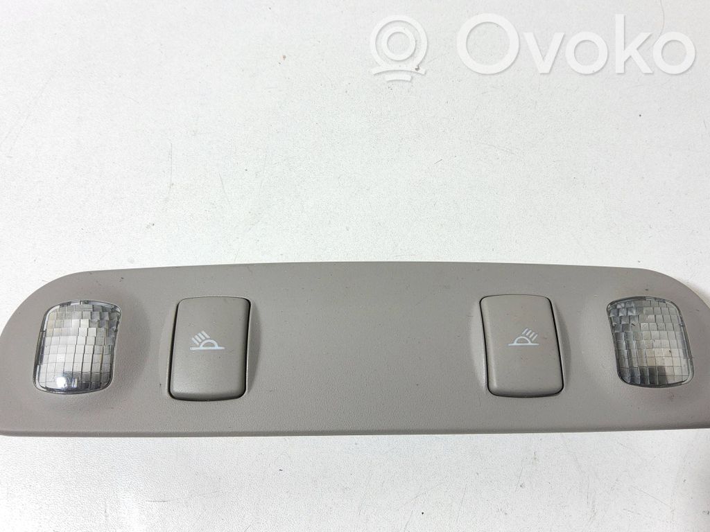 Audi A4 S4 B6 8E 8H Galinių vietų apšvietimo žibintas 