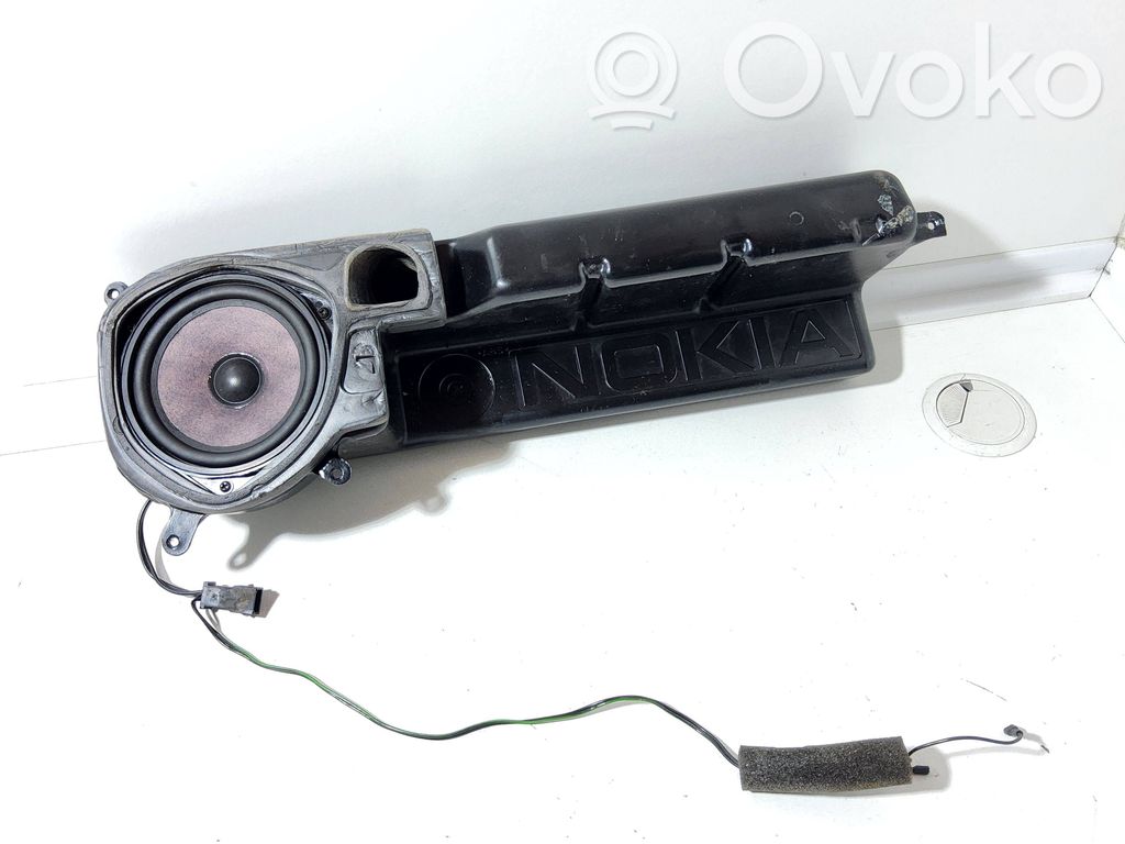 Audi A8 S8 D2 4D Altavoz de la puerta delantera 