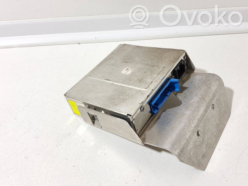 Audi A8 S8 D2 4D GPS navigation control unit/module 