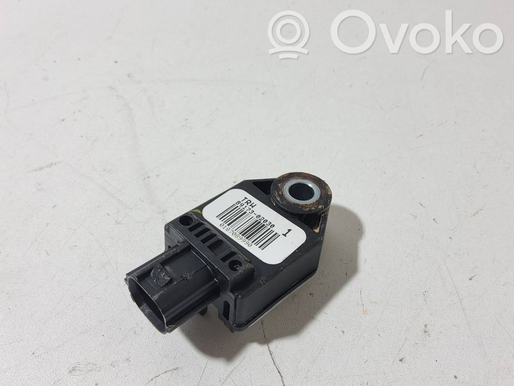 Toyota Corolla Verso AR10 Airbagsensor Crashsensor Drucksensor 