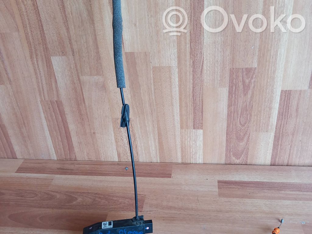 Citroen C4 II Picasso Takaoven lukko 