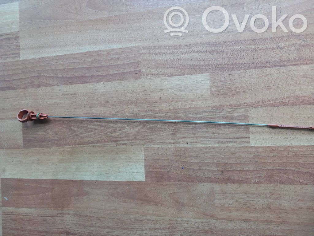 Citroen C4 II Picasso Ölmessstab Ölpeilstab 