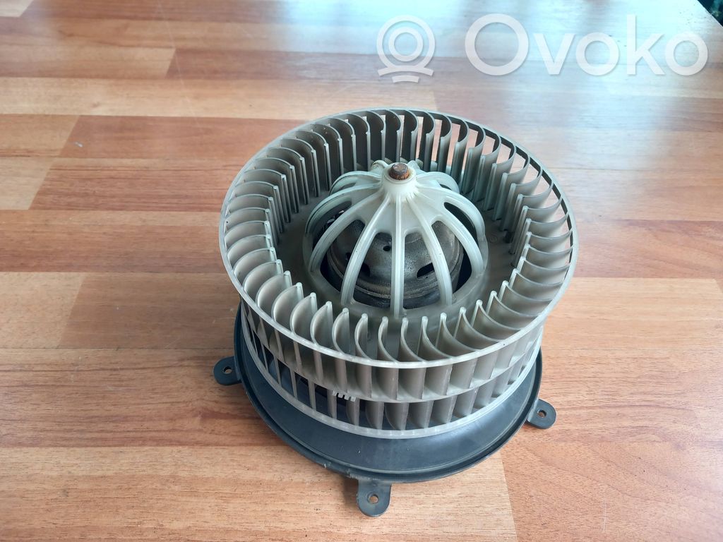BMW 7 E65 E66 Mazā radiatora ventilators 