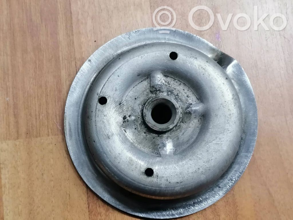 BMW 5 E60 E61 Coil spring mount 