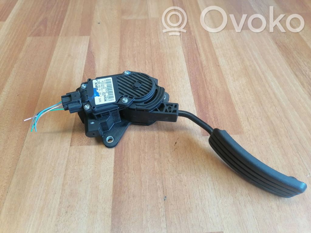 Renault Laguna III Accelerator throttle pedal 