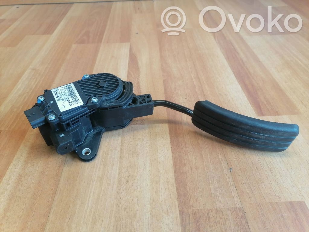 Renault Laguna III Accelerator throttle pedal 