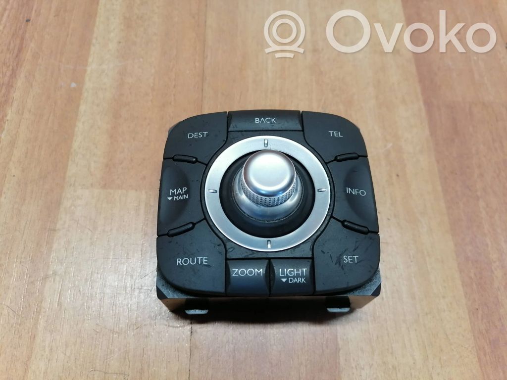 Renault Espace IV Head unit multimedia control 