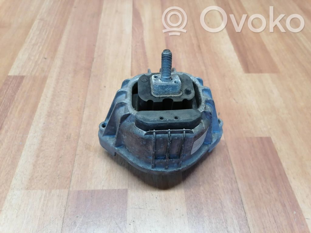 BMW 1 E81 E87 Engine mount bracket 