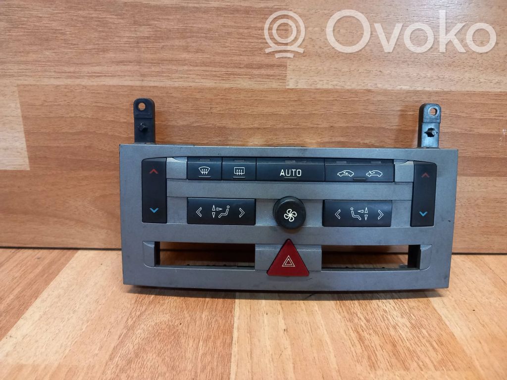 Peugeot 407 Climate control unit 