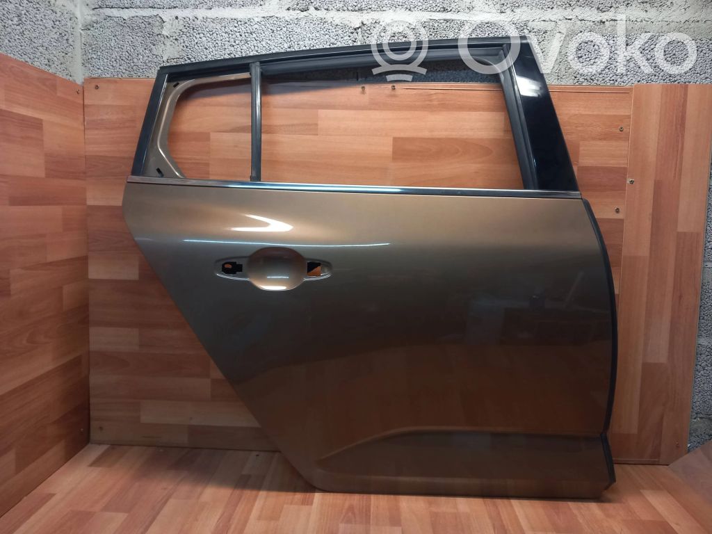 Renault Megane IV Galinės durys 
