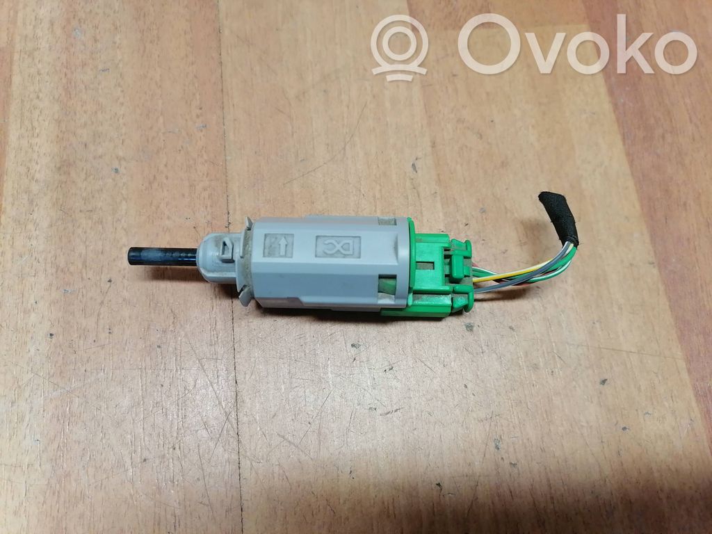 Renault Espace V (RFC) Brake pedal sensor switch 