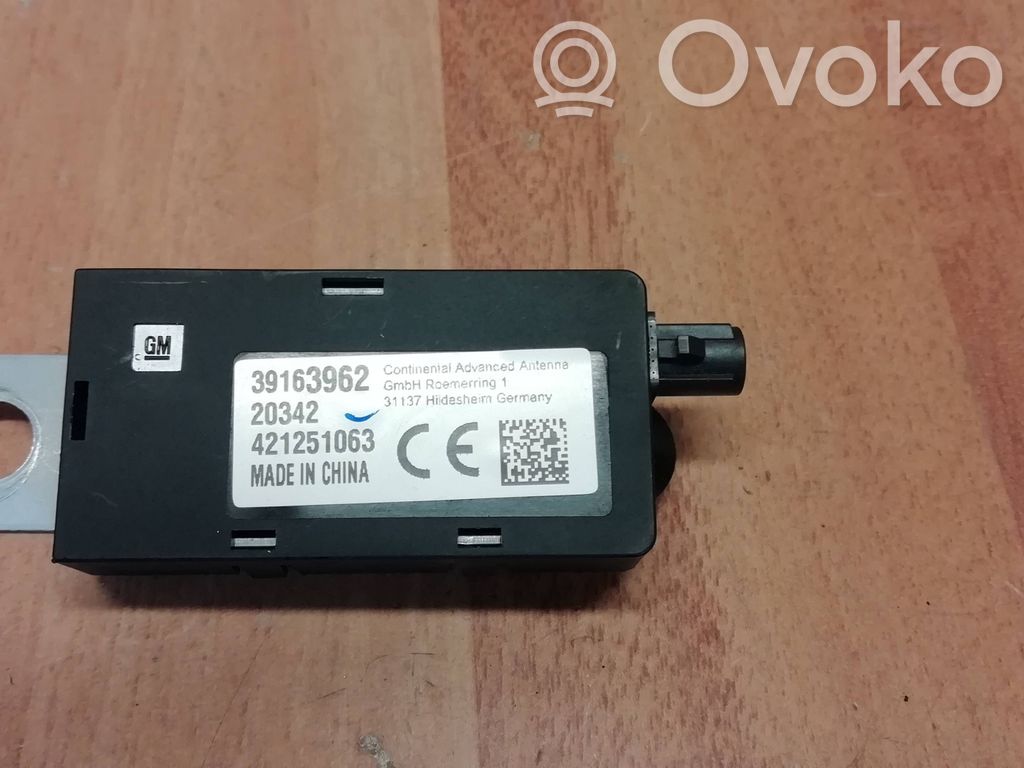 Opel Insignia B Antenos stiprintuvas 