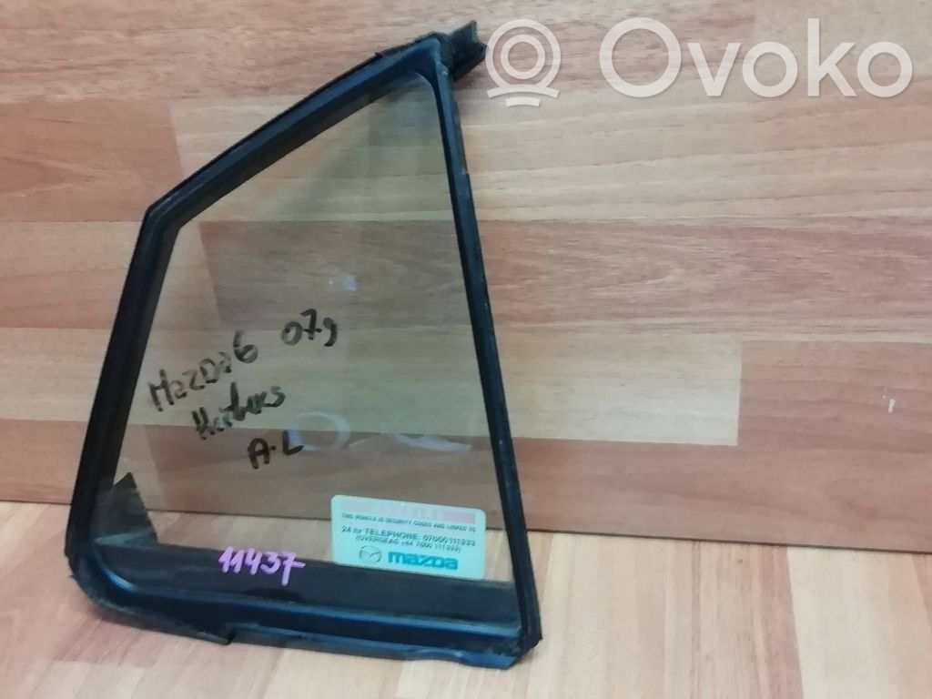 Ventanilla de ventilación de la puerta trasera   GJ6J72651,GM9A72661