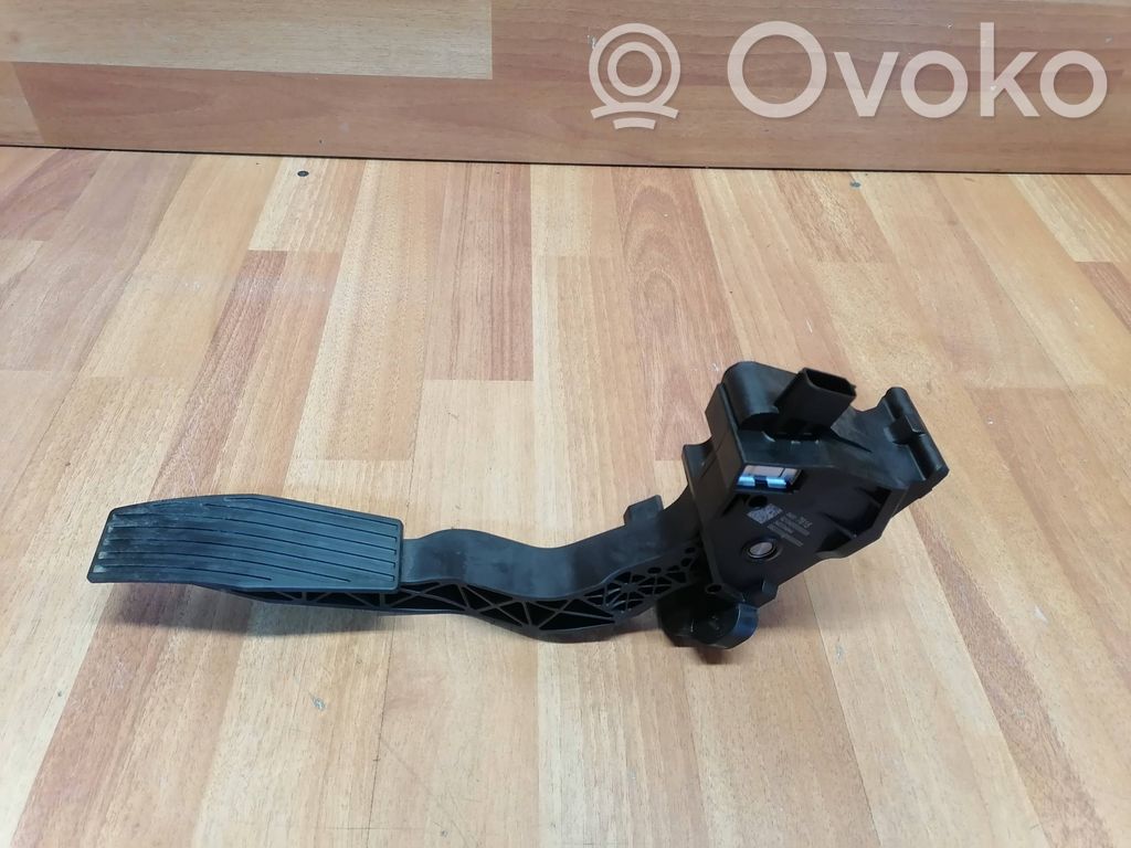 Opel Insignia B Accelerator throttle pedal 