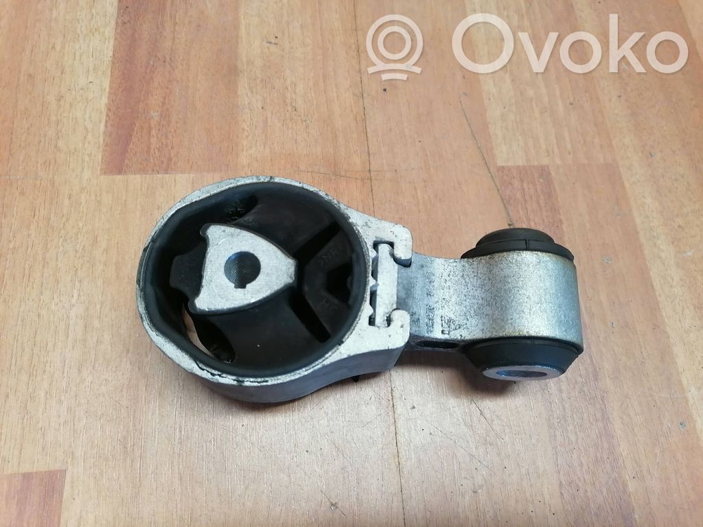 Engine mount bracket   113568280R