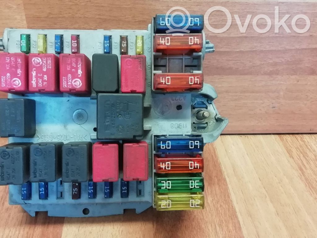 Alfa Romeo 166 Módulo de fusible 