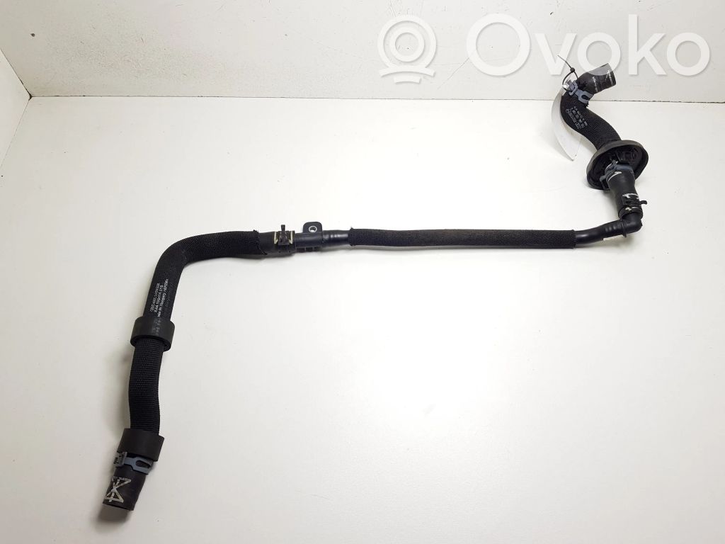 Audi e-tron Engine coolant pipe/hose 