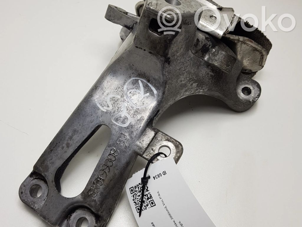 Audi Q5 SQ5 8R Engine mounting bracket 