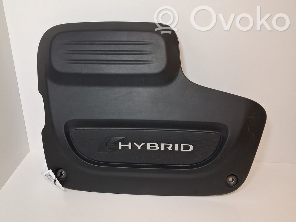 Chrysler Pacifica Motorabdeckung 