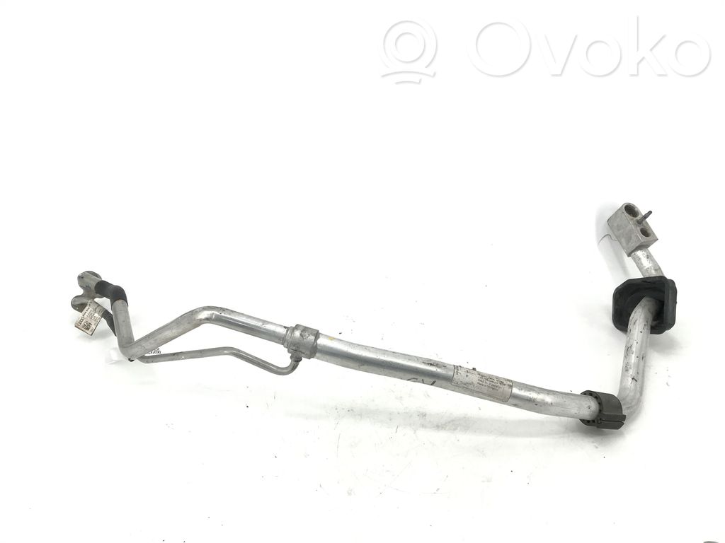 Audi A5 Ilmastointilaitteen putki (A/C) 