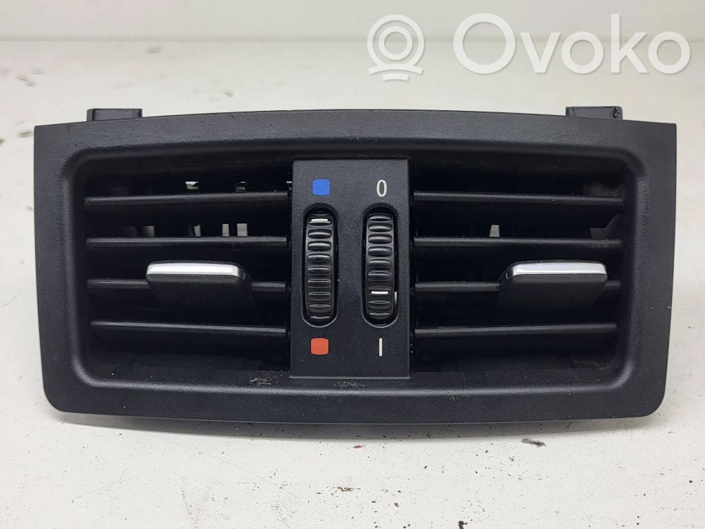 Rear air vent grill   7129556,6932024,6932023