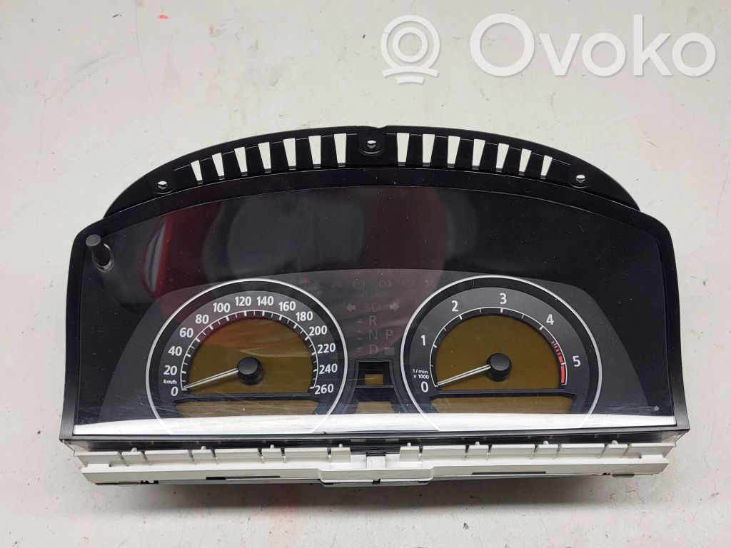 BMW 7 E65 E66 Nopeusmittari (mittaristo) 